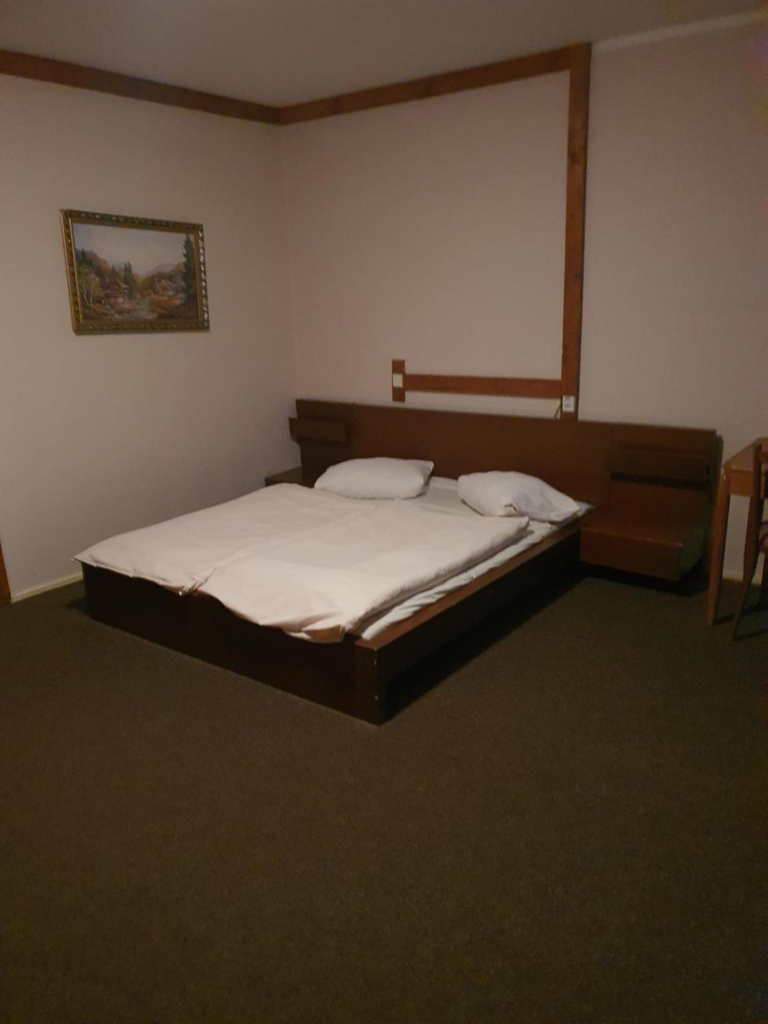 Hotel Pam Яхимов Стая снимка